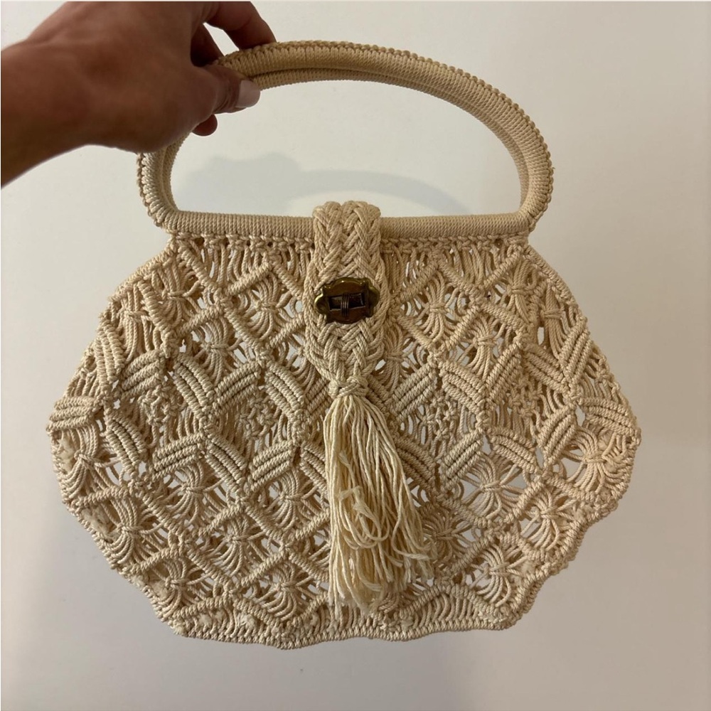 Vintage Macramé Crochet Handbag w/ Tassel ✨